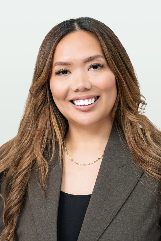 Kimberley Crescini : VP, Sales and Marketing